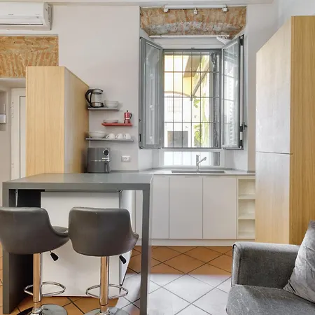 - Parco Sempione Apartment